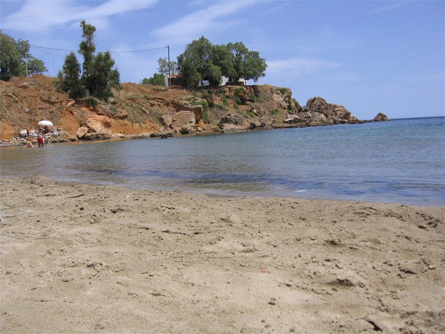 Agioi Apostoloi Aristeri2